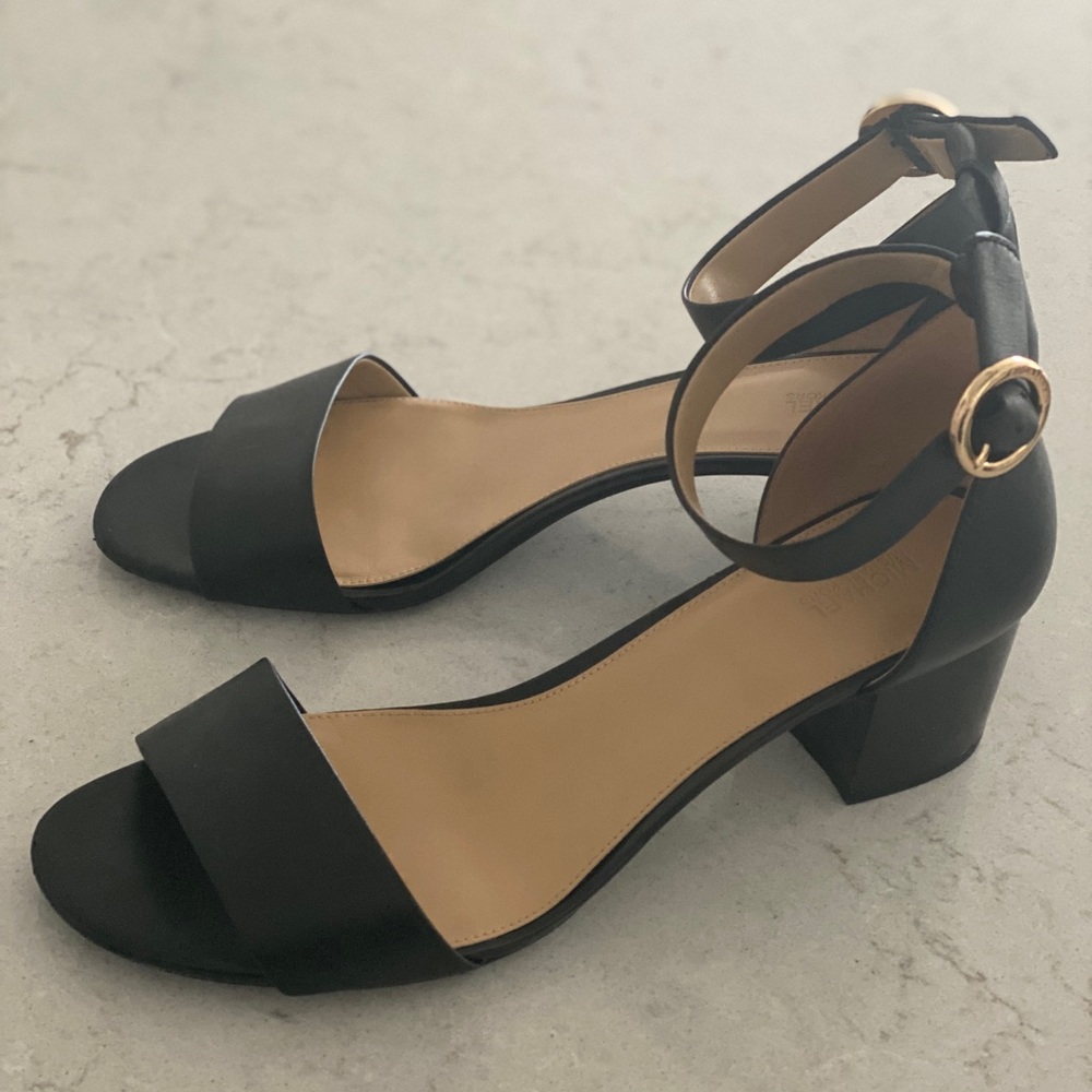 Michael Kors Sandals - Picture 2 of 4